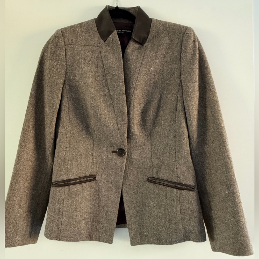 Jones New York Gray Blazer with  Trim